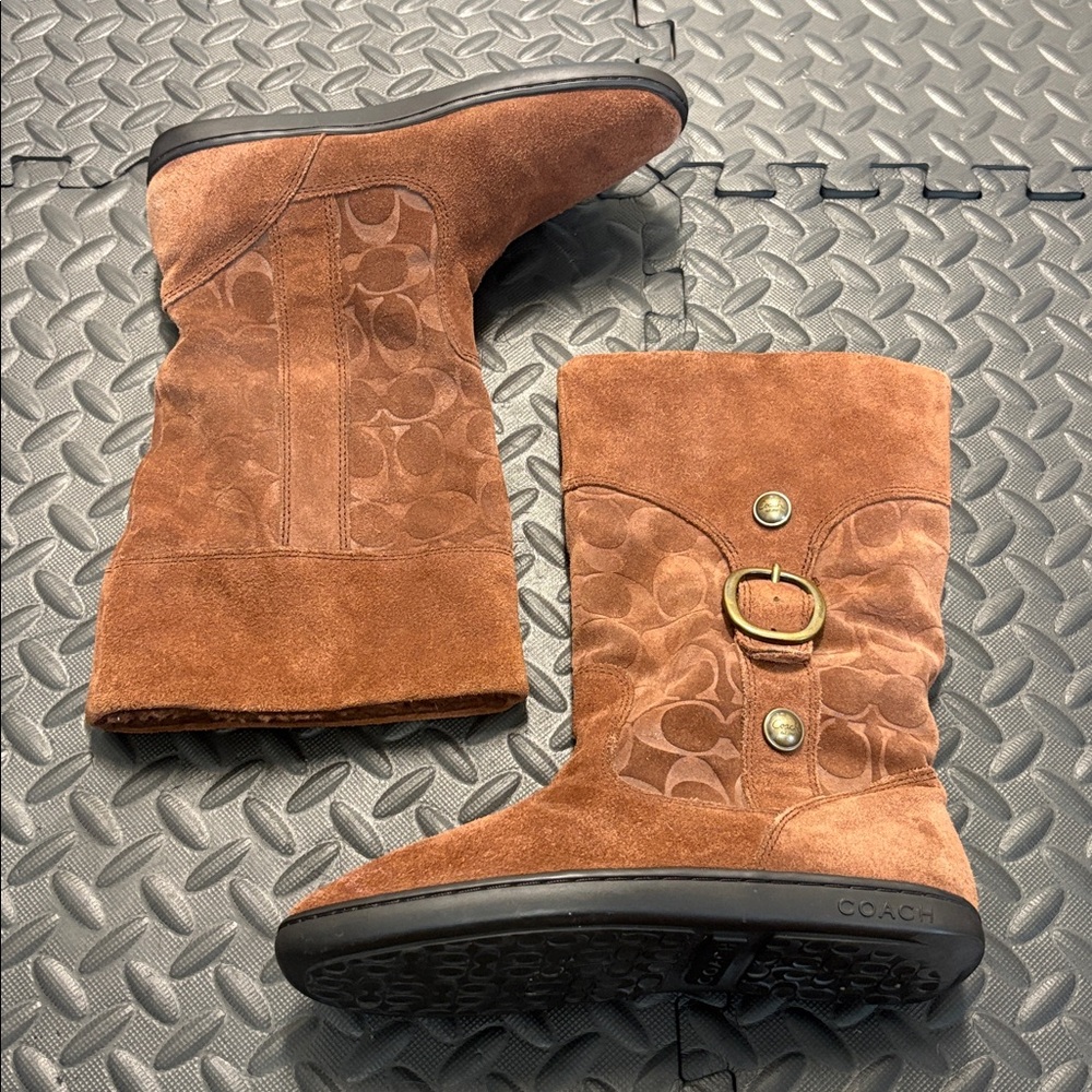 Coach Meyer Women’s Mocha Brown Signature Suede Boots size 7 B